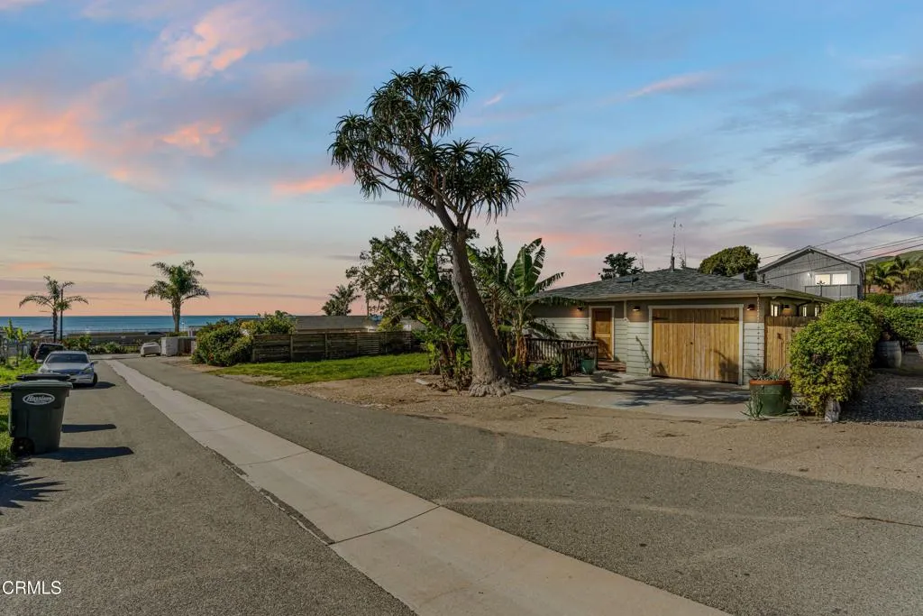 7035 Oxnard Avenue, Ventura, California 93001 home-pic-36