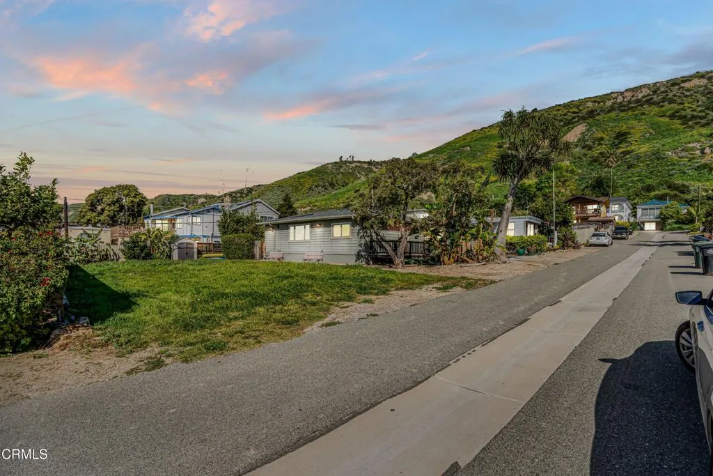 7035 Oxnard Avenue, Ventura, California 93001 home-pic-42