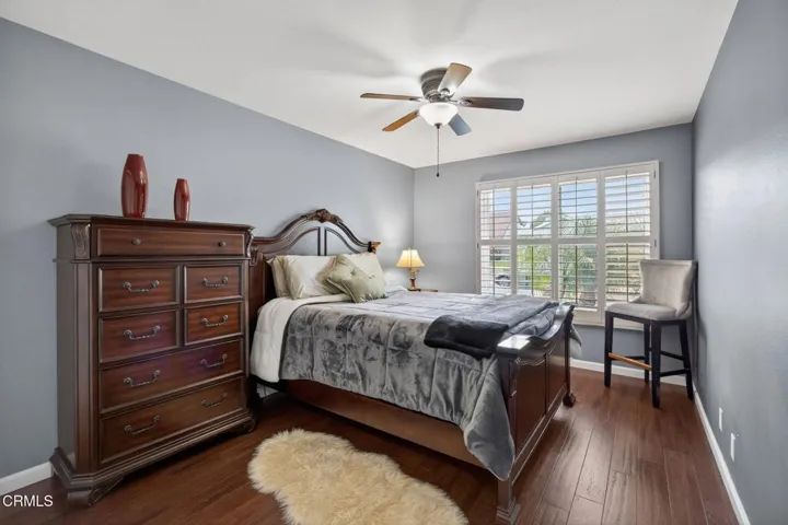 24-web-or-mls-Upmarketmedia_290Dan-073