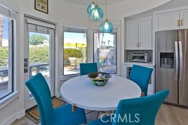 dinning area in Kitchen
