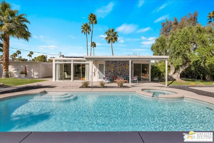 439 E Racquet Club Road, Palm Springs, California 92262