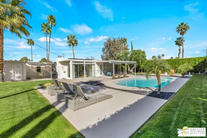 439 E Racquet Club Road, Palm Springs, California 92262