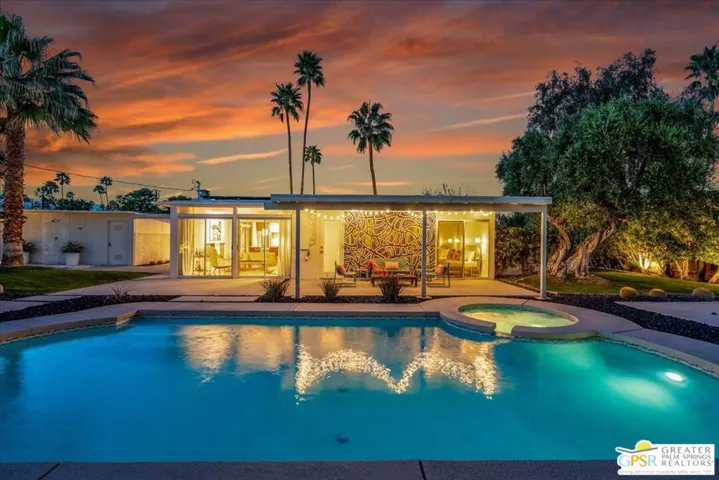 439 E Racquet Club Road, Palm Springs, California 92262