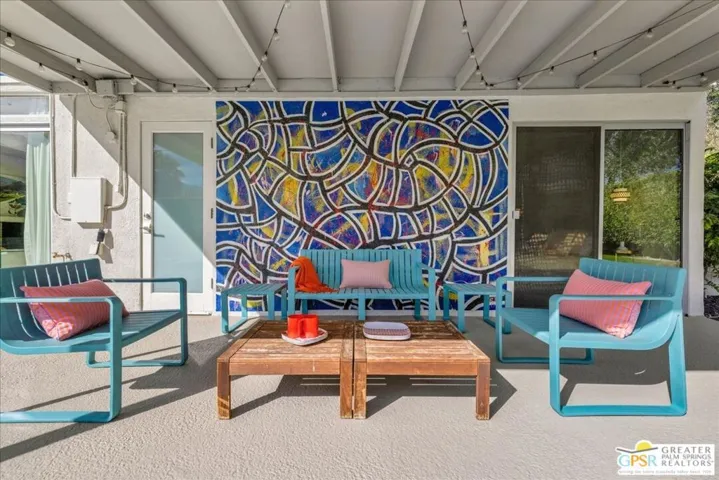 439 E Racquet Club Road, Palm Springs, California 92262