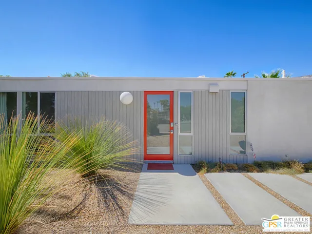439 E Racquet Club Road, Palm Springs, California 92262