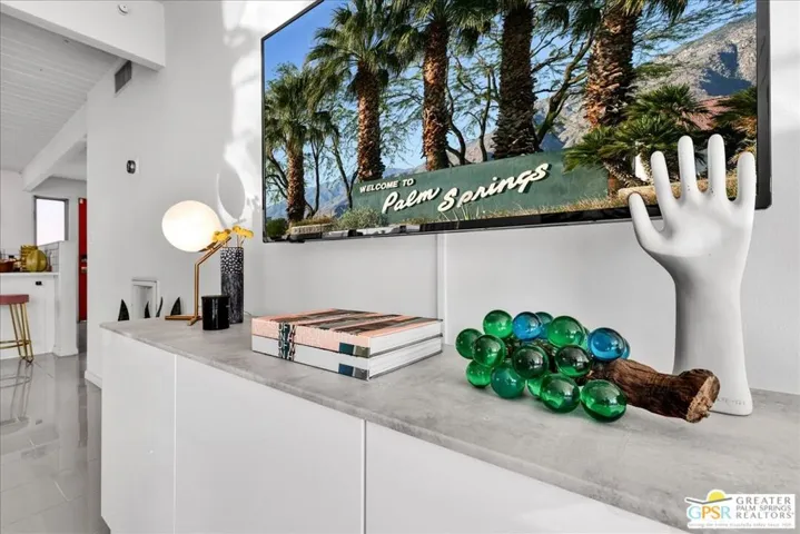 439 E Racquet Club Road, Palm Springs, California 92262