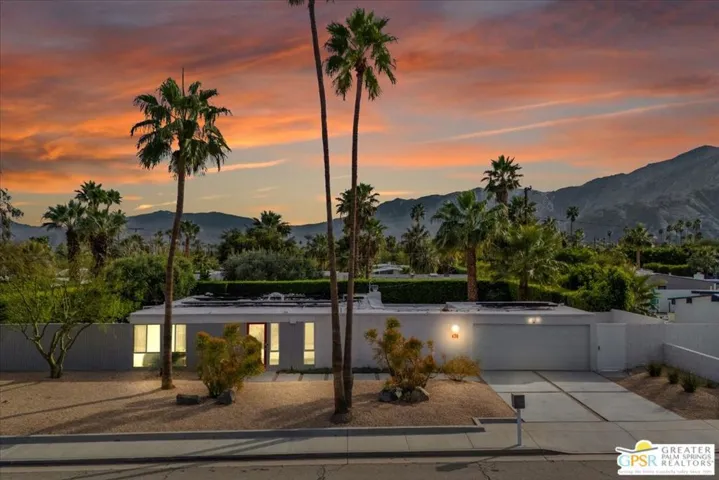 439 E Racquet Club Road, Palm Springs, California 92262
