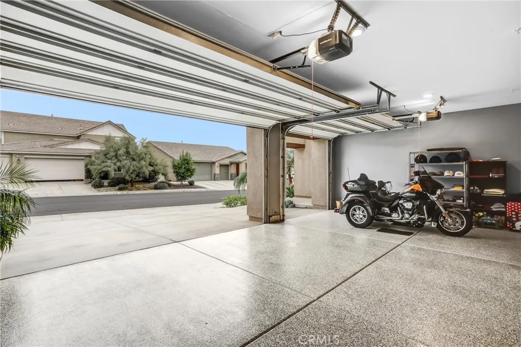 1587 Milky, Beaumont, California 92223 home-pic-25