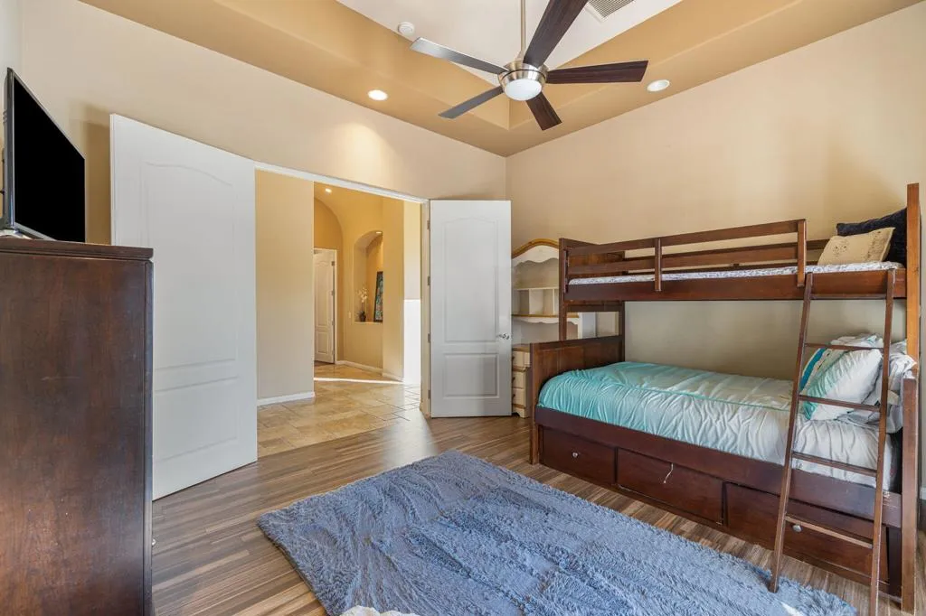 352 Crest Lake Drive, Palm Desert, California 92211 home-pic-51