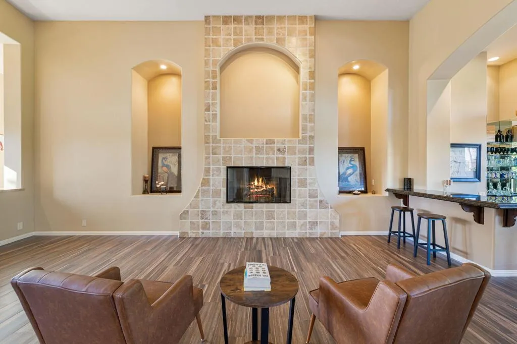 352 Crest Lake Drive, Palm Desert, California 92211 home-pic-20