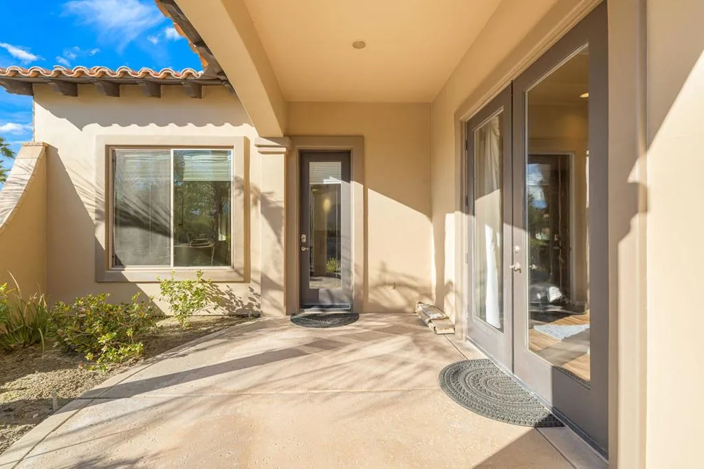 352 Crest Lake Drive, Palm Desert, California 92211 home-pic-58