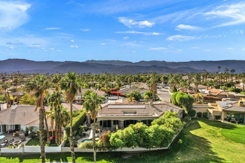 352 Crest Lake Drive, Palm Desert, California 92211 home-pic-81