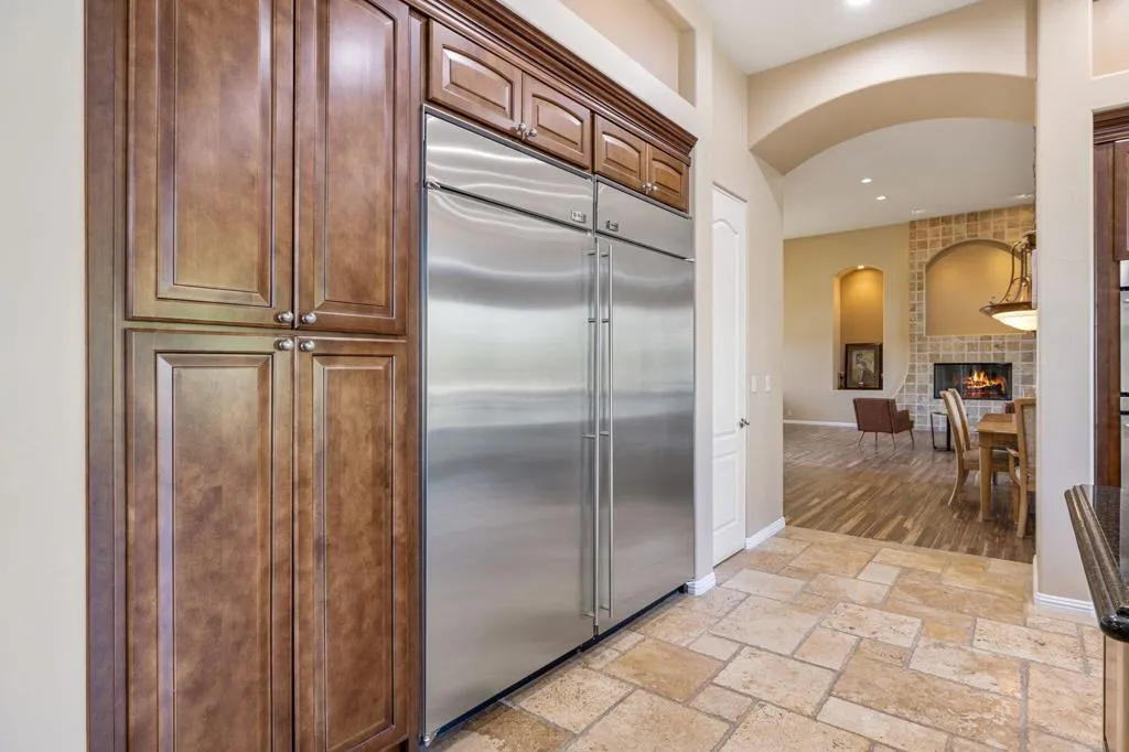 352 Crest Lake Drive, Palm Desert, California 92211 home-pic-33