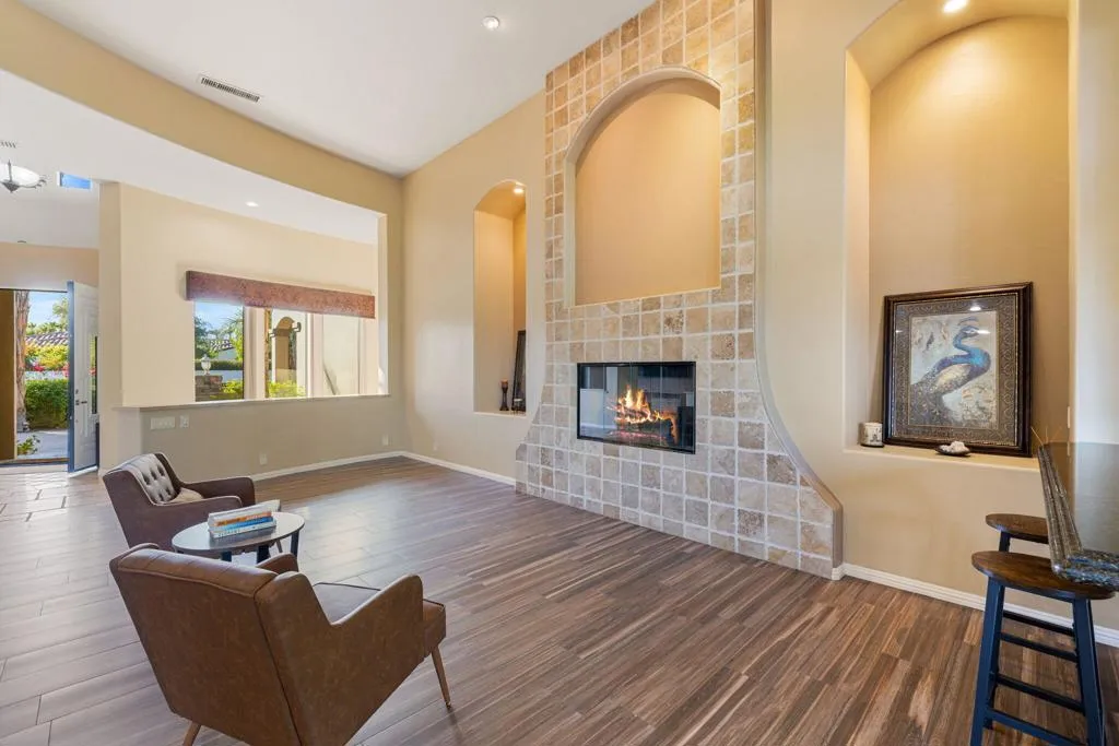 352 Crest Lake Drive, Palm Desert, California 92211 home-pic-21