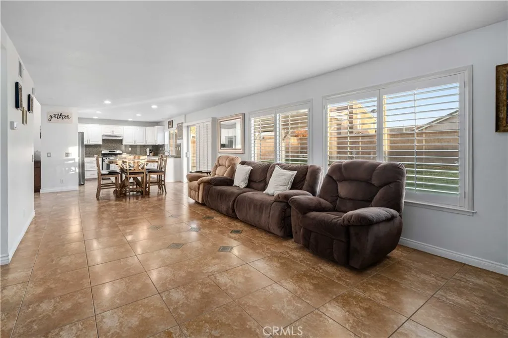 2822 W Lumber, Lancaster, California 93536 home-pic-14
