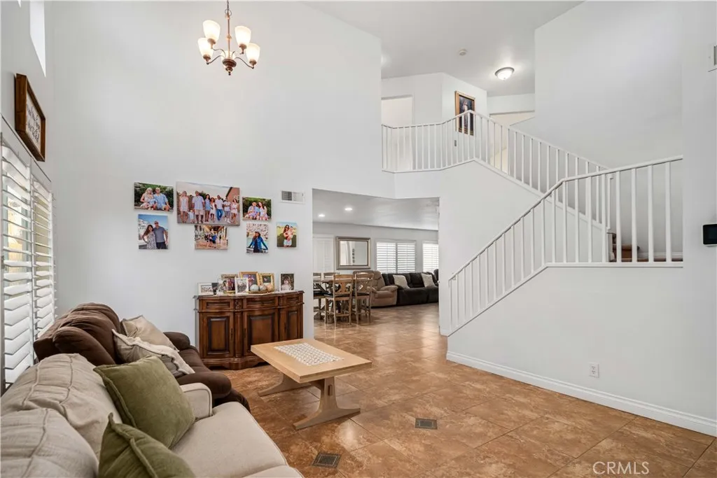 2822 W Lumber, Lancaster, California 93536 home-pic-6