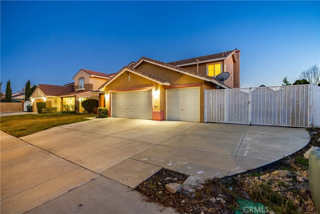 2822 W Lumber, Lancaster, California 93536 home-pic-2