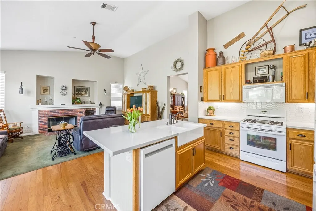 14730 Reservoir, Fontana, California 92336 home-pic-20