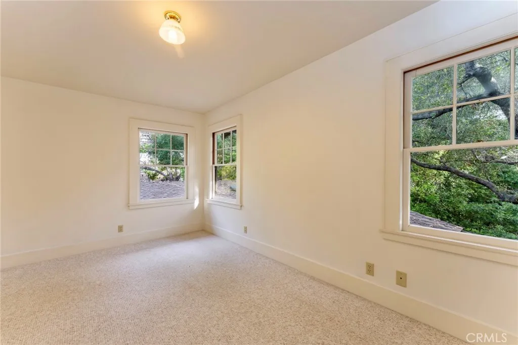 354 N Canon Avenue, Sierra Madre, California 91024 home-pic-68