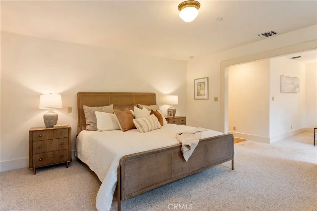 354 N Canon Avenue, Sierra Madre, California 91024 home-pic-48