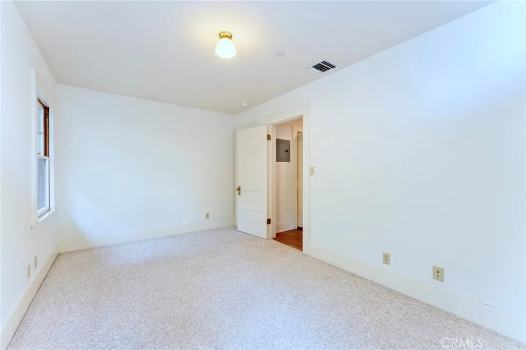 354 N Canon Avenue, Sierra Madre, California 91024 home-pic-69