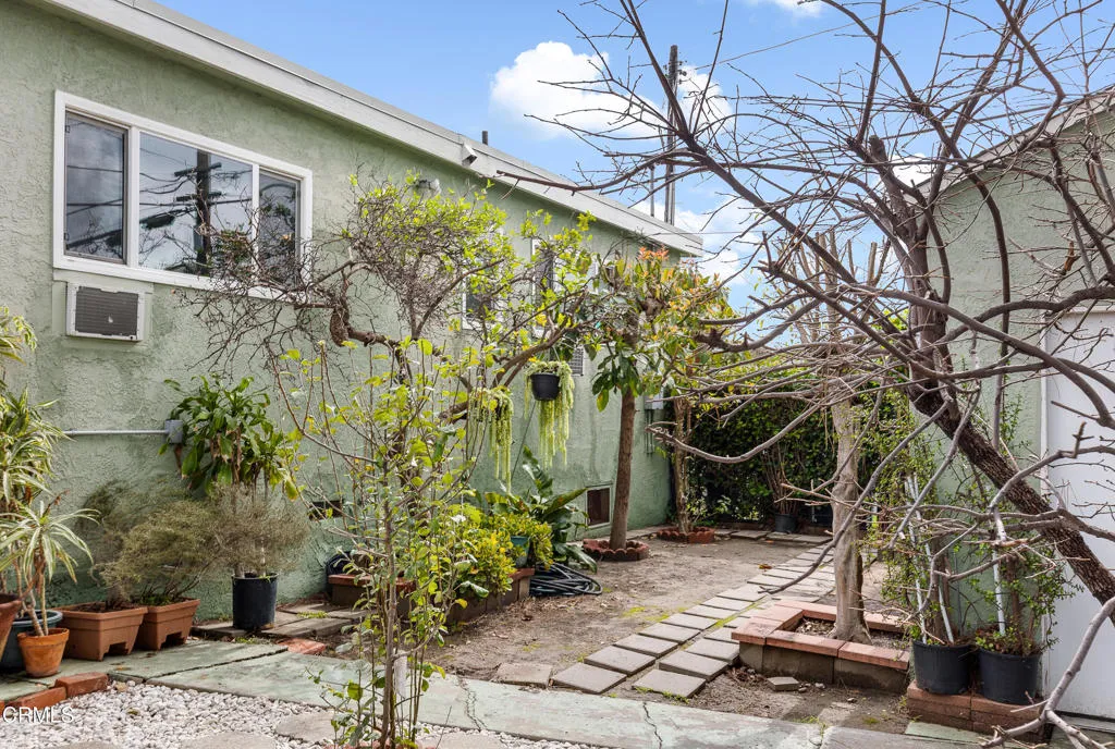 1823 Jones Avenue, Los Angeles, California 90032 home-pic-30