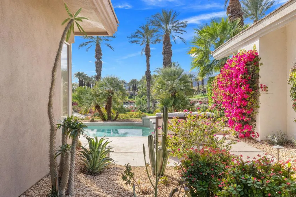 713 Red Arrow Trail, Palm Desert, California 92211 home-pic-65
