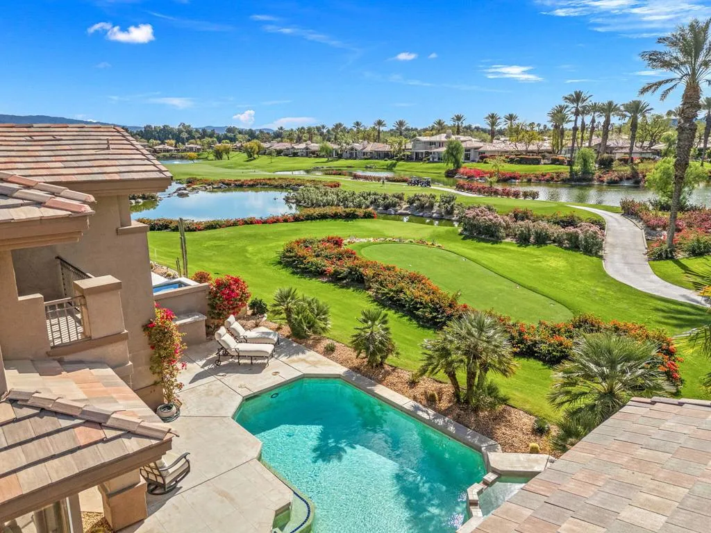 713 Red Arrow Trail, Palm Desert, California 92211 home-pic-1