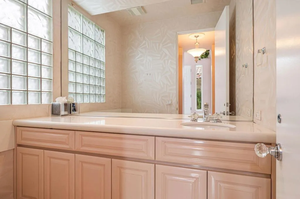 713 Red Arrow Trail, Palm Desert, California 92211 home-pic-35