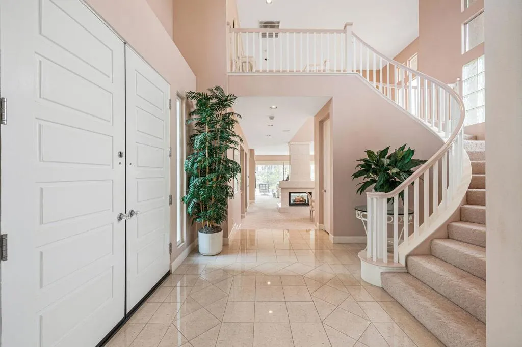 713 Red Arrow Trail, Palm Desert, California 92211 home-pic-13