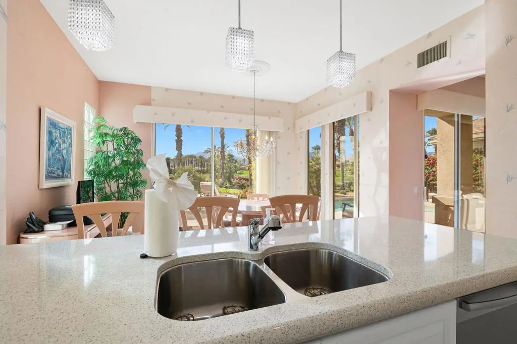 713 Red Arrow Trail, Palm Desert, California 92211 home-pic-18