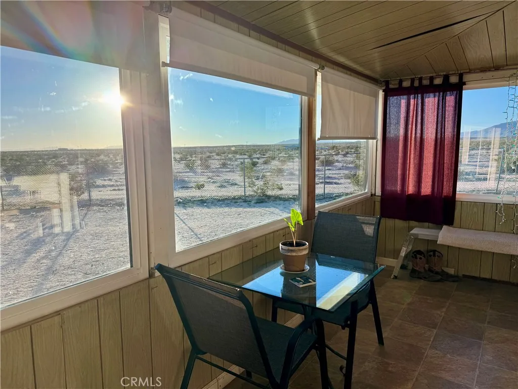 4759 Pinto Mountain, 29 Palms, California 92277 home-pic-10