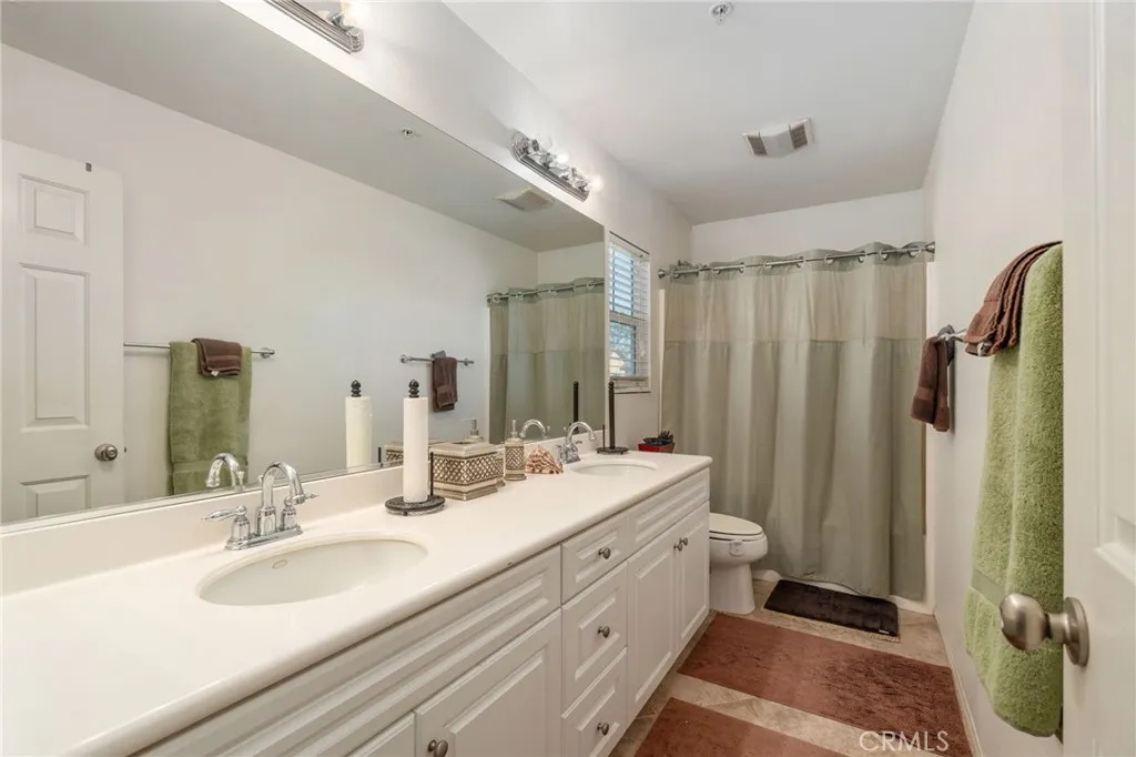 1349 N Dolanna, Compton, California 90221 home-pic-25