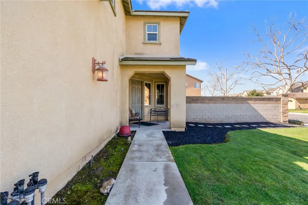 1349 N Dolanna, Compton, California 90221 home-pic-5