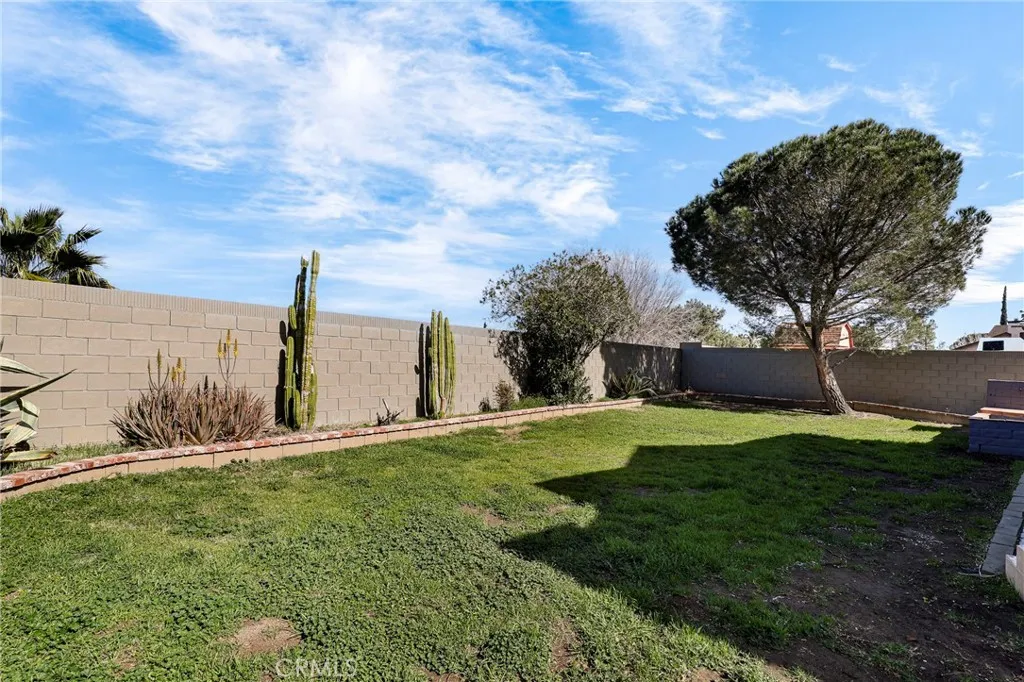 153 Deblynn Court, Palmdale, California 93550 home-pic-14