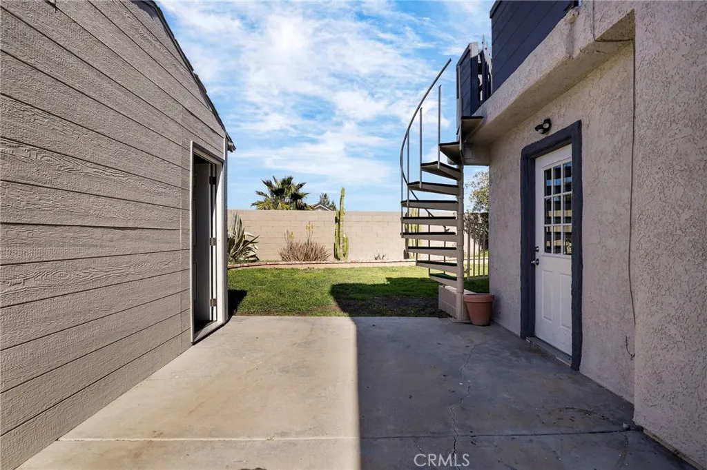 153 Deblynn Court, Palmdale, California 93550 home-pic-12