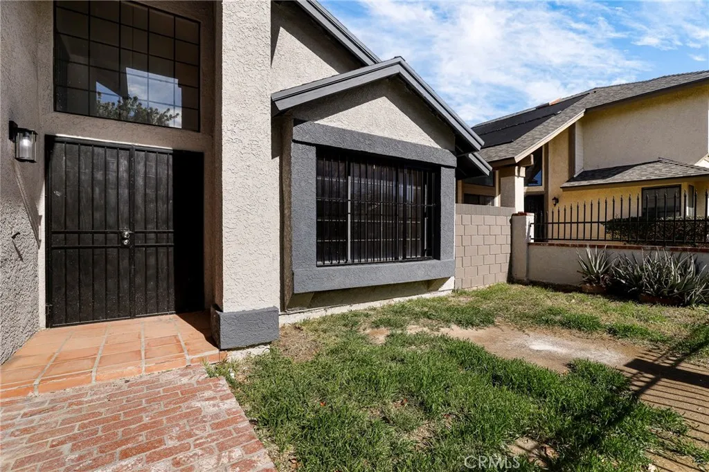 153 Deblynn Court, Palmdale, California 93550 home-pic-4