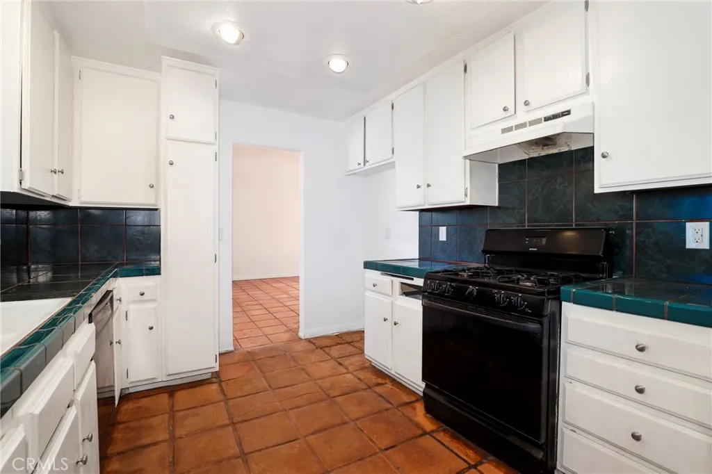 153 Deblynn Court, Palmdale, California 93550 home-pic-18