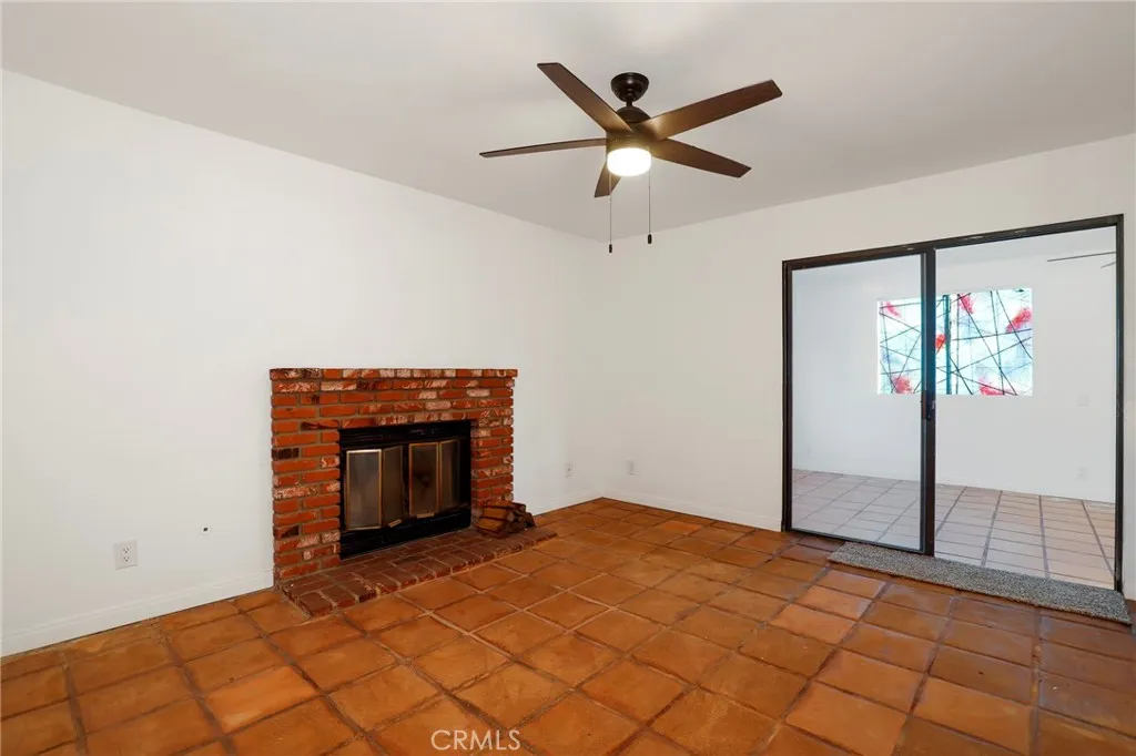 153 Deblynn Court, Palmdale, California 93550 home-pic-20