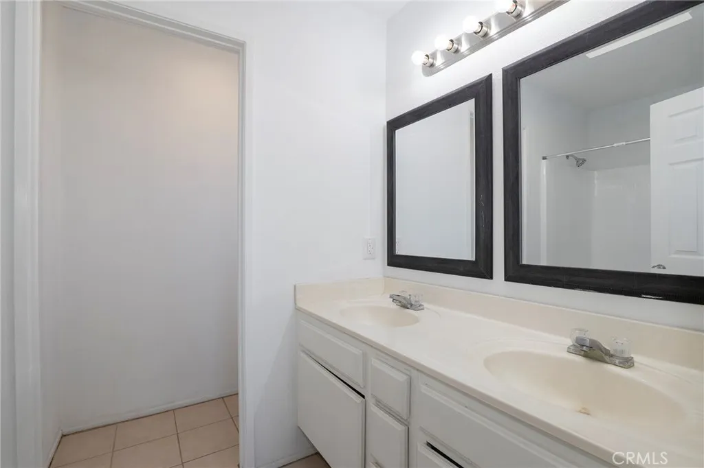 153 Deblynn Court, Palmdale, California 93550 home-pic-28