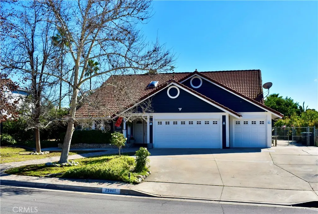 22081 Windtree, Wildomar, California 92595 home-pic-1