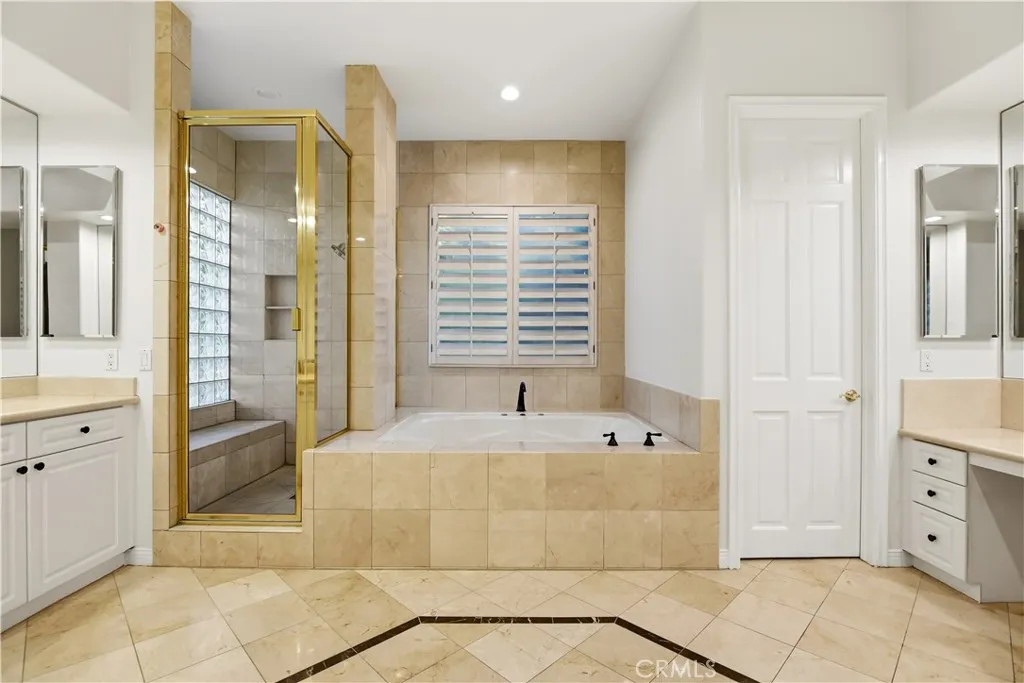 25301 Prado De Los Arboles, Calabasas, California 91302 home-pic-14
