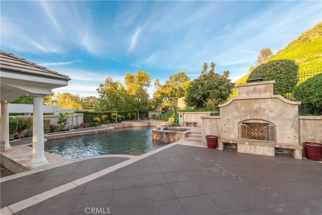 25301 Prado De Los Arboles, Calabasas, California 91302 home-pic-19