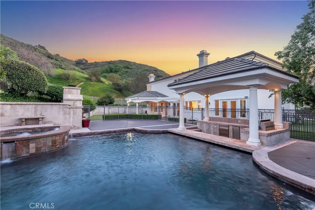 25301 Prado De Los Arboles, Calabasas, California 91302 home-pic-2
