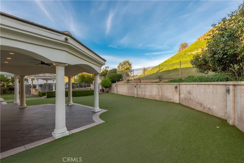 25301 Prado De Los Arboles, Calabasas, California 91302 home-pic-20