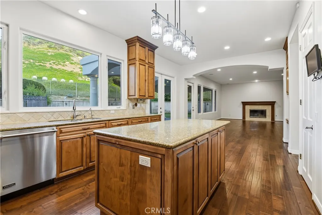 25301 Prado De Los Arboles, Calabasas, California 91302 home-pic-8