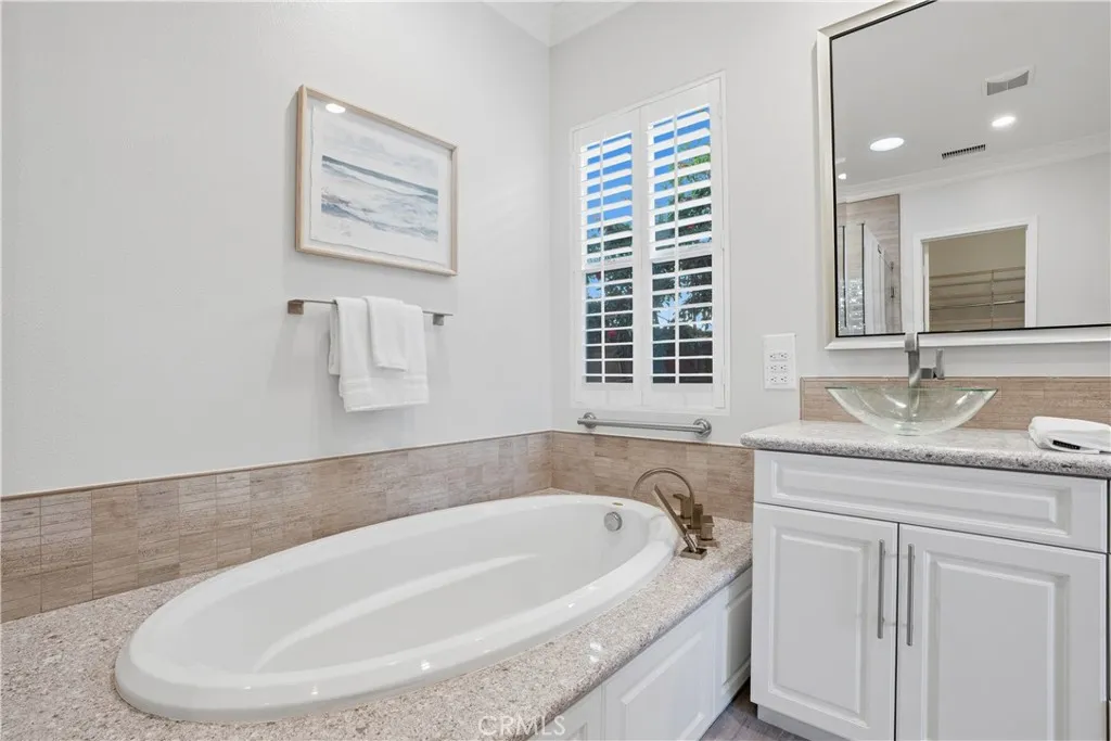 16 Planeo, Rancho Mission Viejo, California 92694 home-pic-22