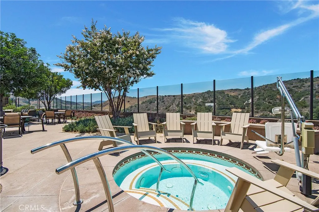 16 Planeo, Rancho Mission Viejo, California 92694 home-pic-66