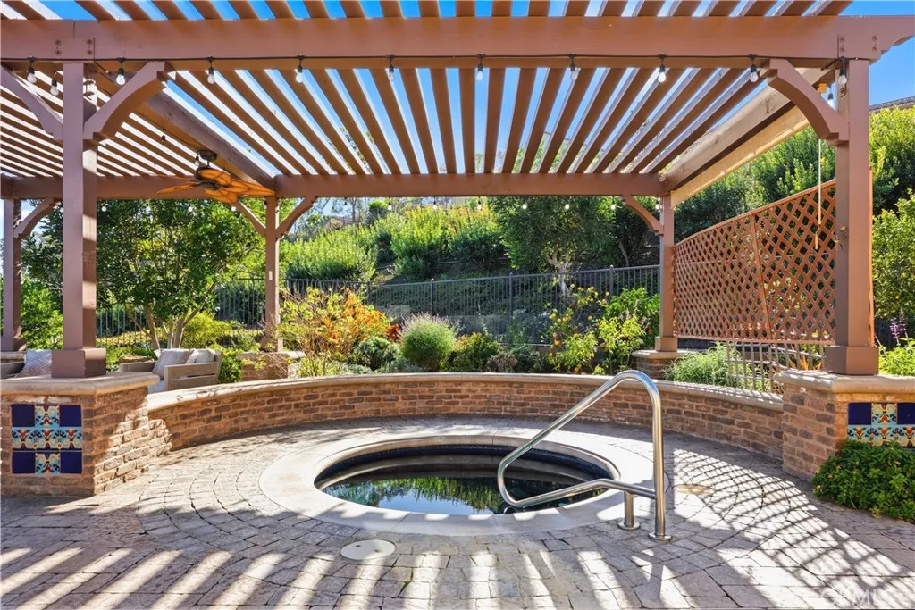 16 Planeo, Rancho Mission Viejo, California 92694 home-pic-37