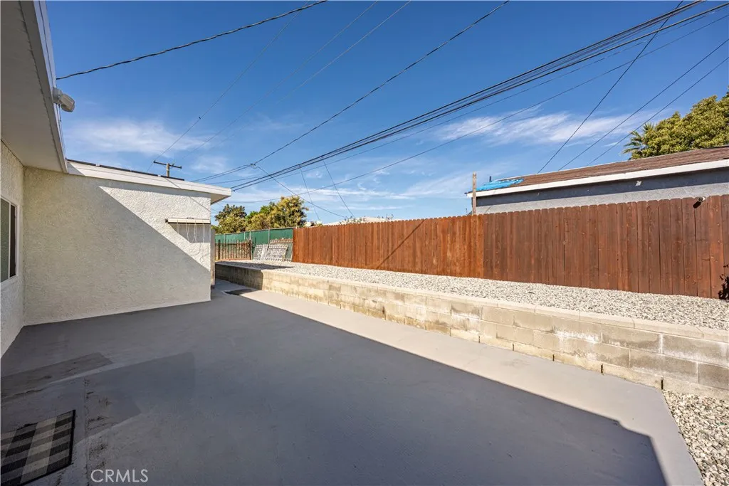1619 W 163rd, Compton, California 90220 home-pic-30